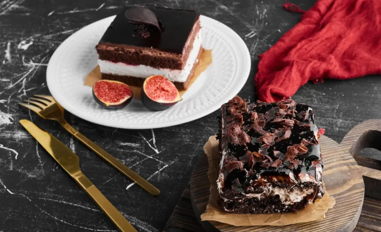 Cakes with chocolate